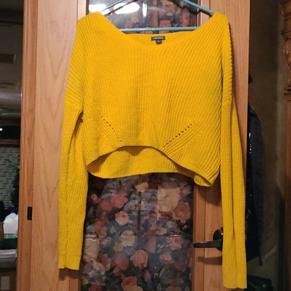 knit crop top
